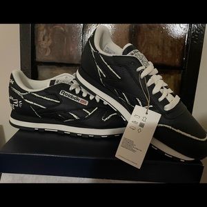 Reebox Keith haring athletic shoe